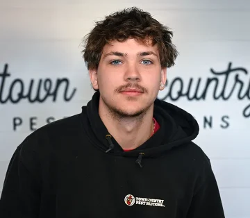 town-country-lorenzo-wildlife-control-technician