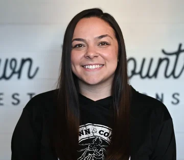 town-country-mackenzie-pest-control-technician